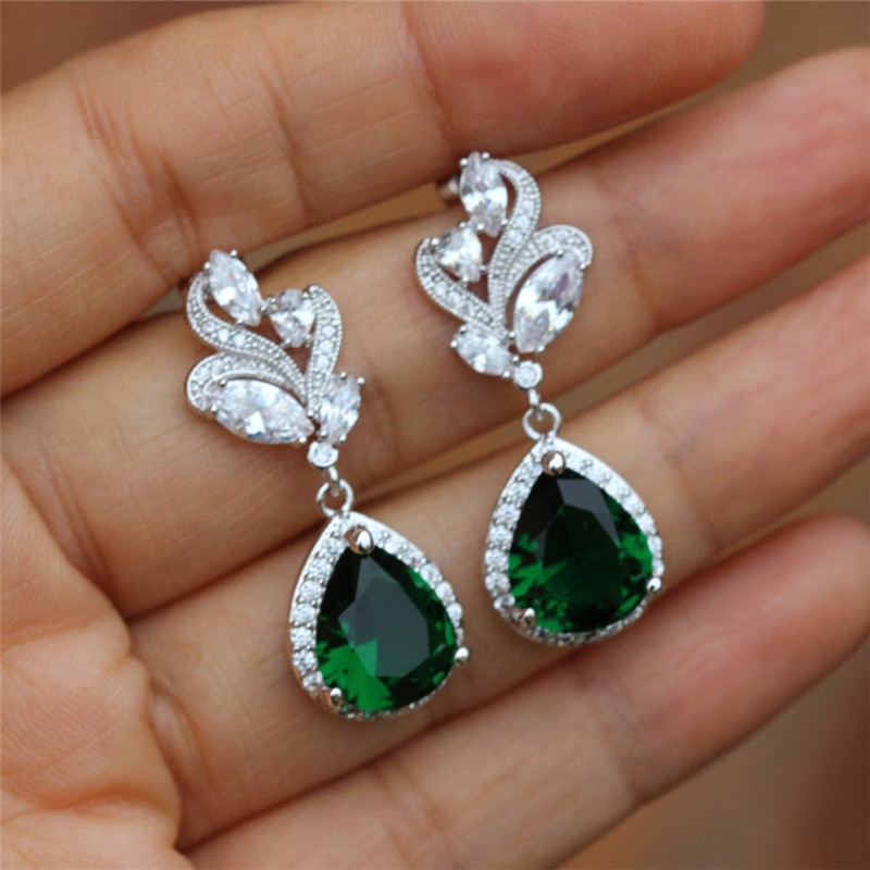 Huitan Vintage Green CZ Dangle Earrings for Party Romantic Women's Accessories Birthday Gift High Quality Luxury Jewelry Bulk