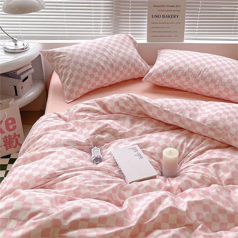 Home Textiles Soft Thin Plaid Bedding Duvet Cover Set Polyester Breathable Lightweight No Filler Flat Sheet Pillowcase For Bedroom Linen Bedding sets