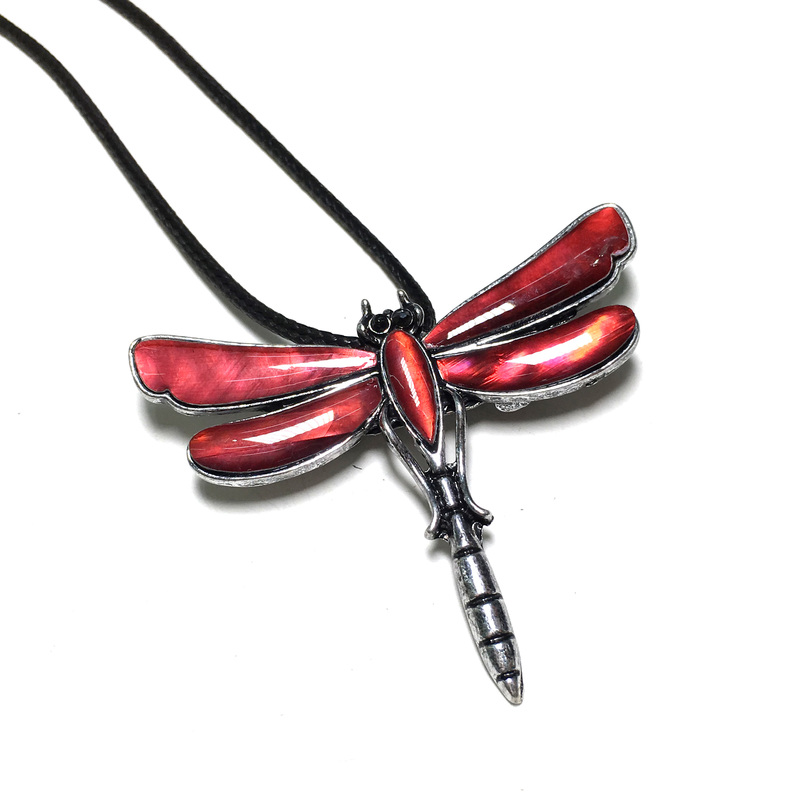 2024 New Natural Shell Necklace Pendant Dragonfly Colorful Mother of Pearl Shell Pendants Charms For Jewelry Making DIY Necklace