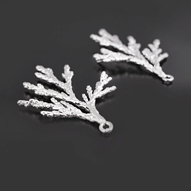 6PCS 18K Gold Color Brass Pine Leaves Tree Leaf Charms Pendants High Quality Diy Jewelry Making Necklace Earrings Accessories