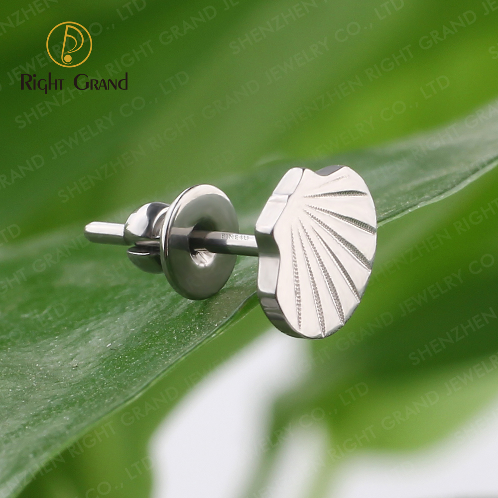 Right Grand Implant Grade ASTM F136 Titanium Shell Stud Earrings Cartilage Tragus Helix Studs Hypoallergenic for Sensitive Ears