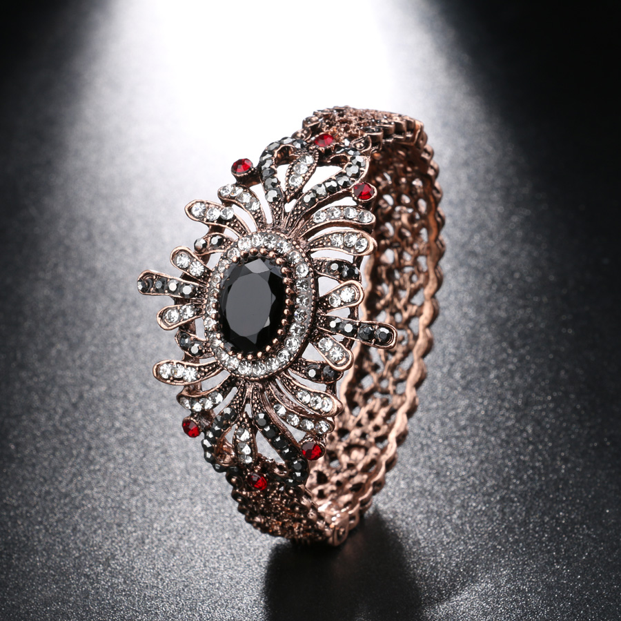 Bohemian Crystal Hollow Flower Wide Bracelets For Women Vintage Antique Gold Color Bangles Indian Jewelry Free Shipping