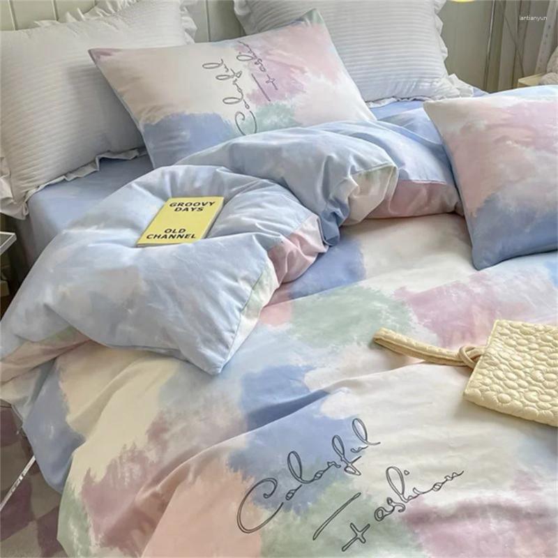Home Textiles Soft Thin Plaid Bedding Duvet Cover Set Polyester Breathable Lightweight No Filler Flat Sheet Pillowcase For Bedroom Linen Bedding sets