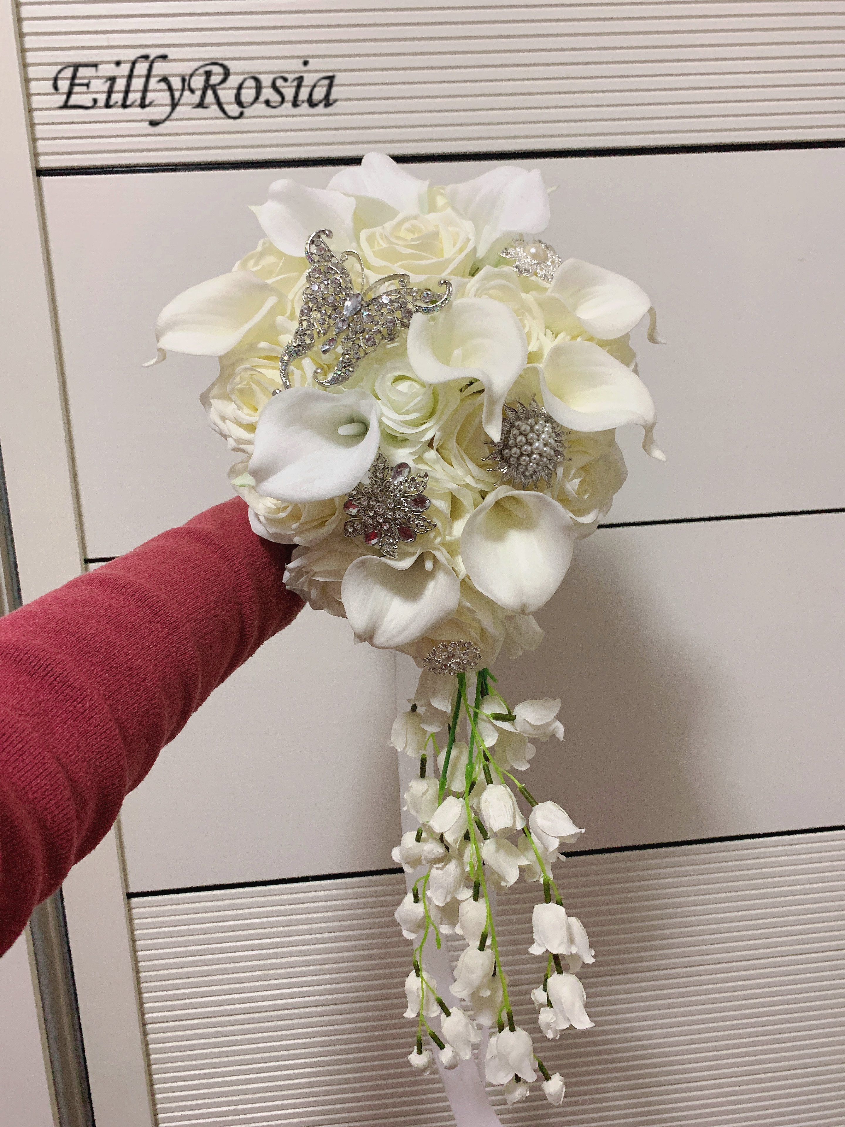 White Waterall Bridal Bouquet Cala Lily Natural Touch Elegant Design Cascading Wedding Bouquet for Bride Teardrop Photograpy New