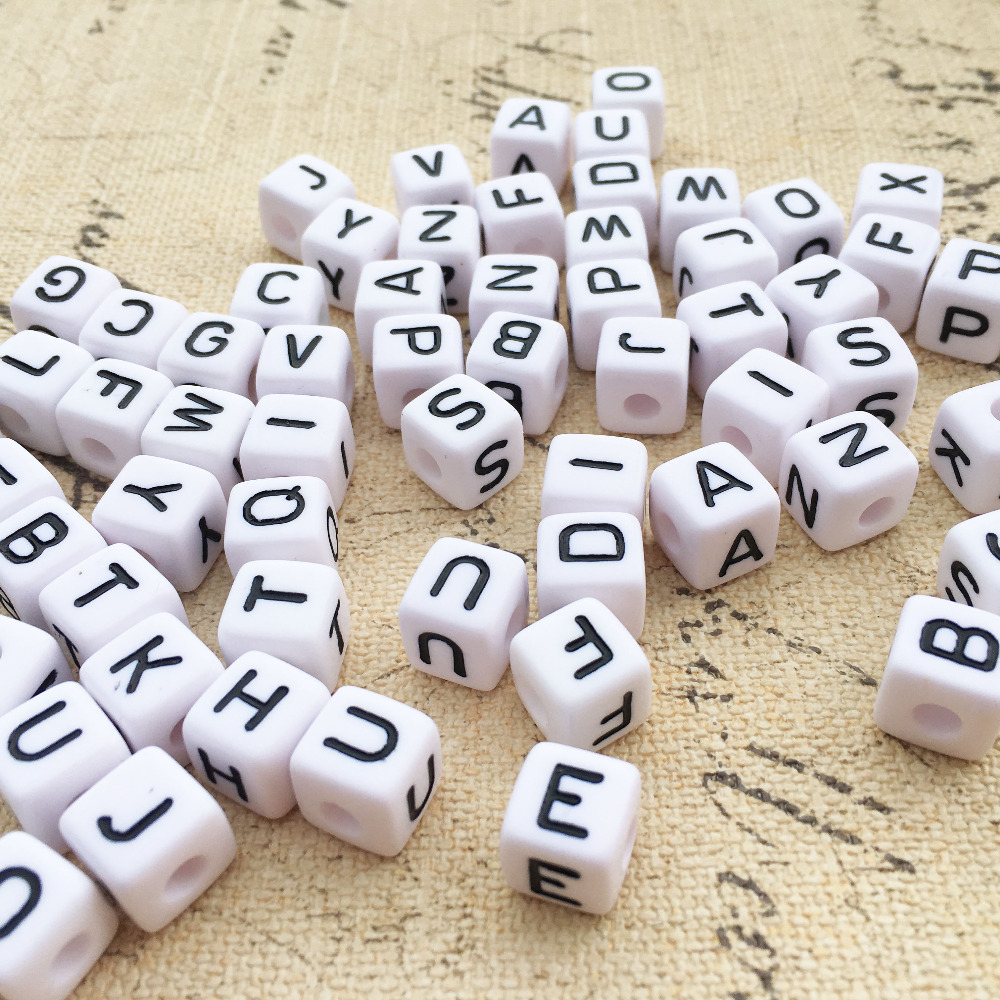 Mini 100PCS 10*10MM A-Z Cube White with Black Printing Acrylic Alphabet Beads Plastic Inital Letter Beads for Name Bracelet