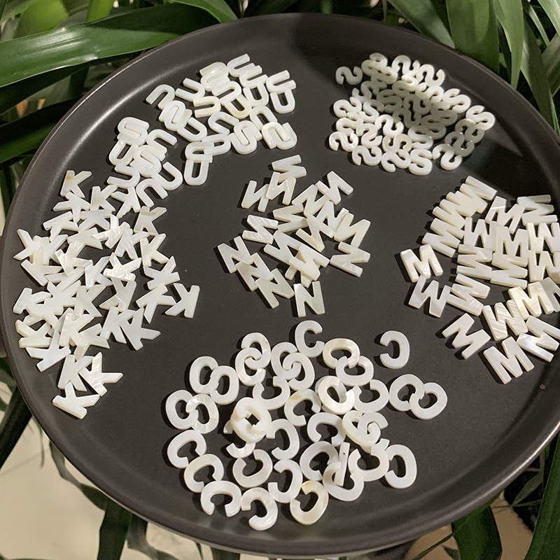 5pcs/lot Hot sale Natural Letter Mother Of Pearl Shell Beads White Inital A-Z Letters Seashell Bead For Jewelry Handmade Making