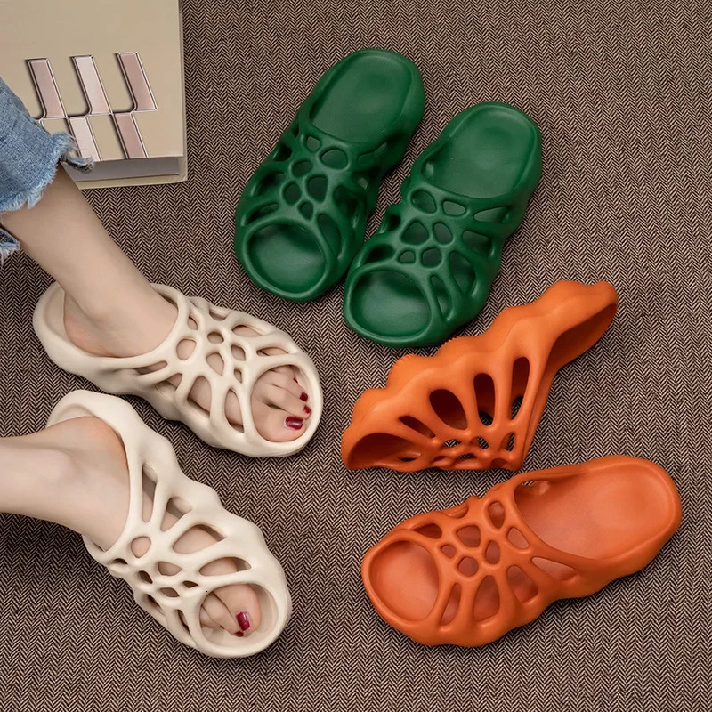 Summer Street Style Spider Web Fish Toe Hole Wave Men Slippers Loose Beach Indoor Bathroom el Home Shower Women Slippers 250225