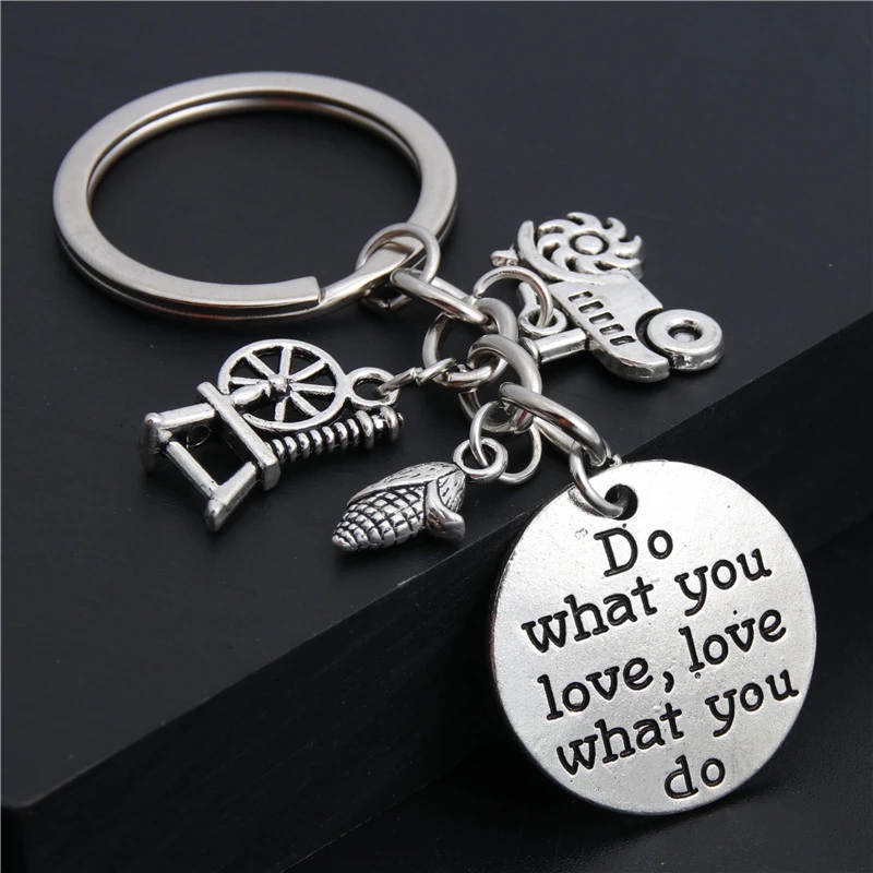 1pc Farmer Keychain Gift Farm Girl Equipment Tractor Keyring Corn On The Cob Do What You Love Jewelry E2048