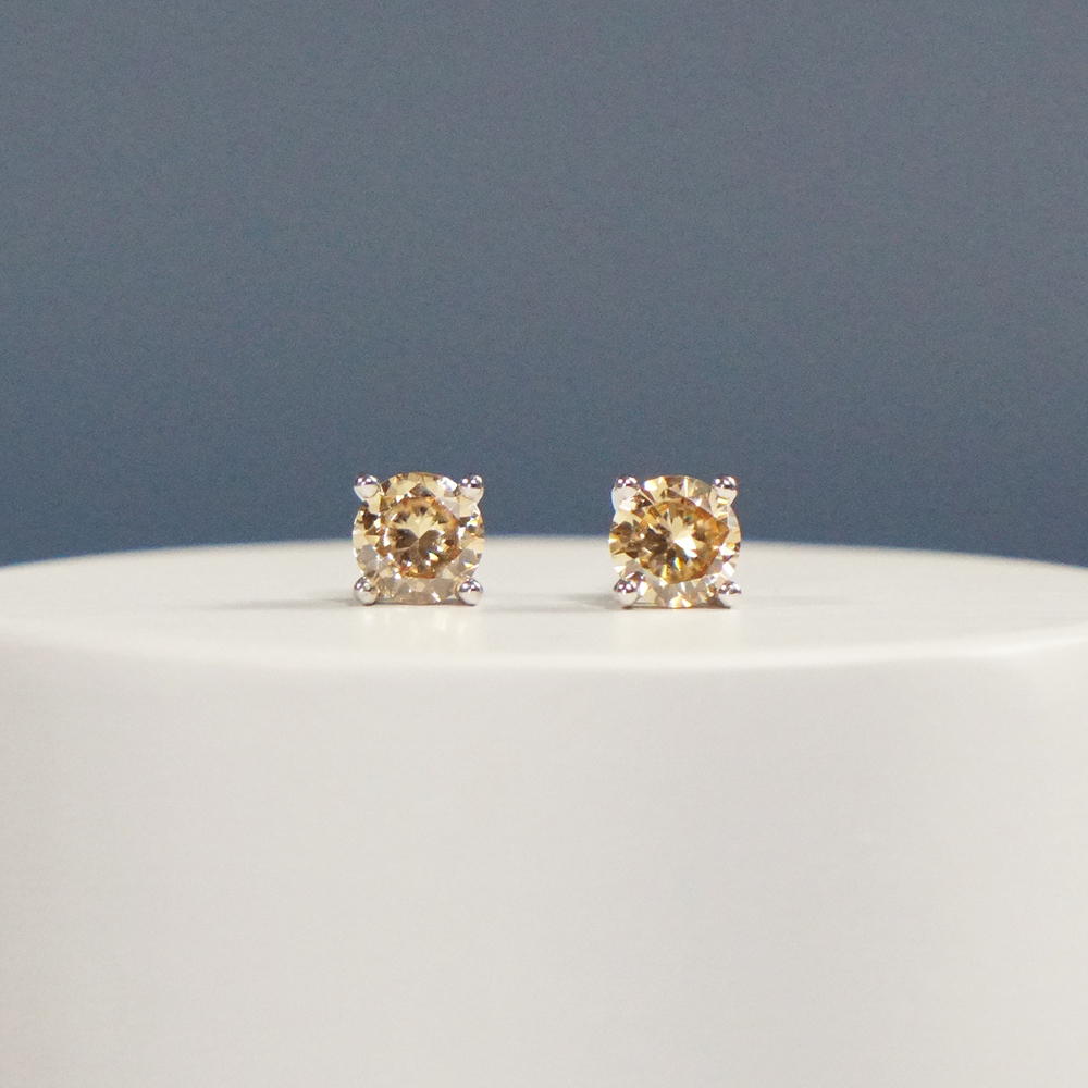 BOEYCJR 925 Classic 4 prongs Silver 0.5/1/2ct Champagne Moissanite VVS1 Fine Jewelry Diamond Stud Earring for Women Gift