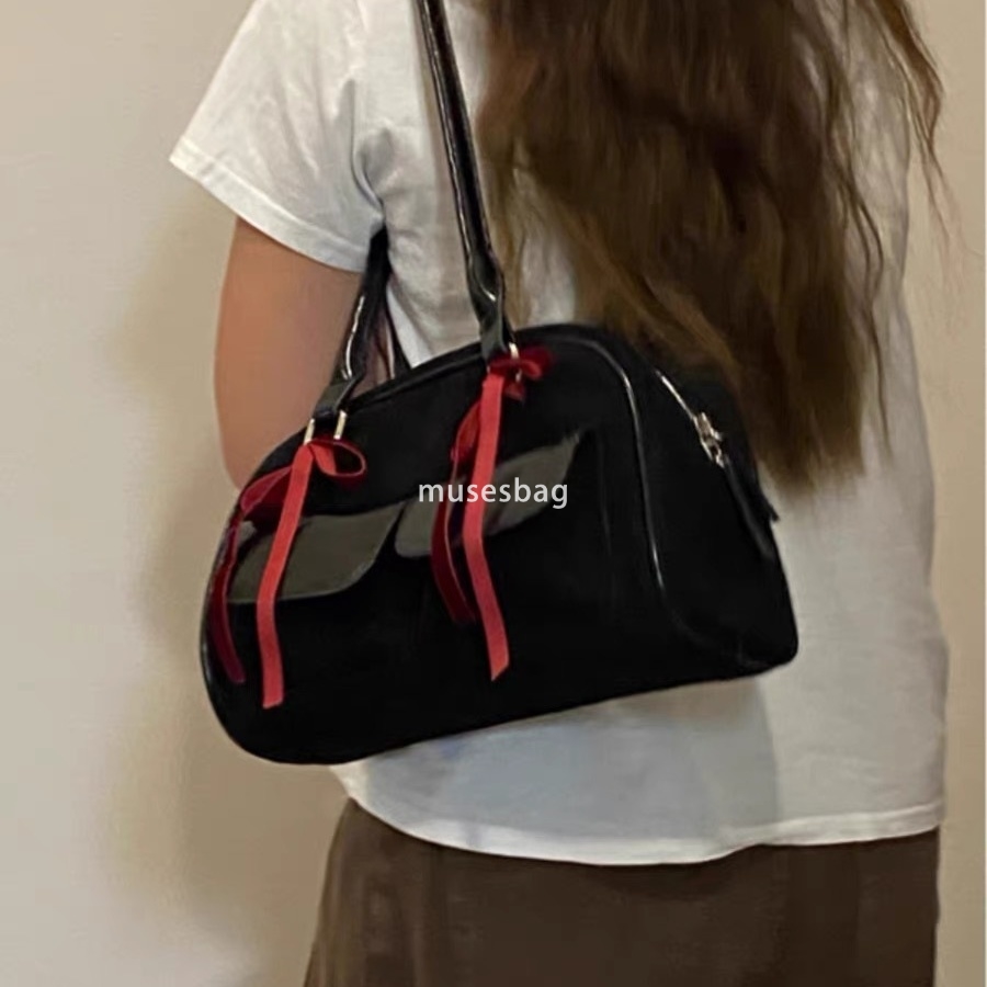 Underarm bag with niche design women's new European and American retro style large capacity tote bag versatile for office workers students party 
