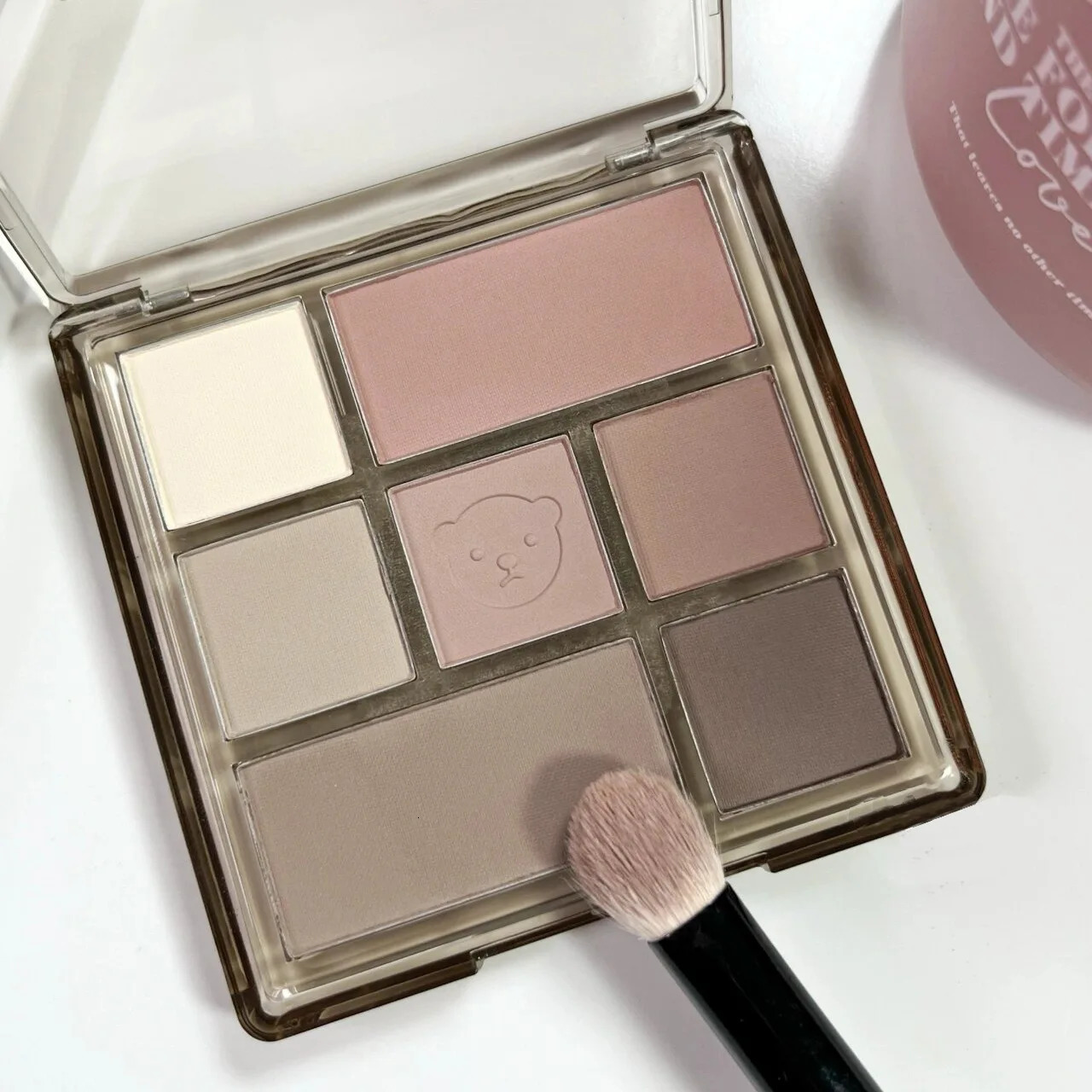7-Color Eye Shadow Palette Low Saturation Full Matte Korean Eye Makeup Grey Rose Long Lasting Nude Earth Color Eye Pigment 240624