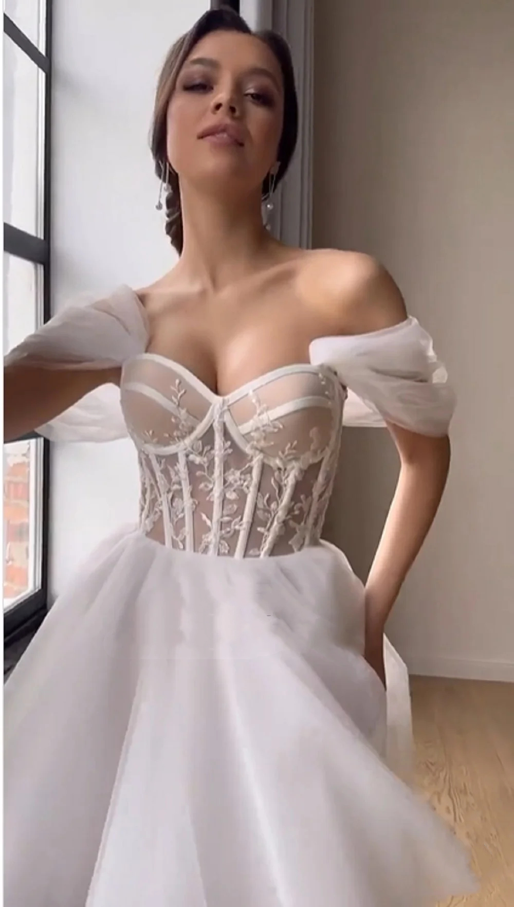Mini Short A-Line Wedding Dresses Off The Shoulder Sweetheart Neck Corset Tulle Bridal Gown Lace Appliques Boho Beach Garden Vestido De Novia