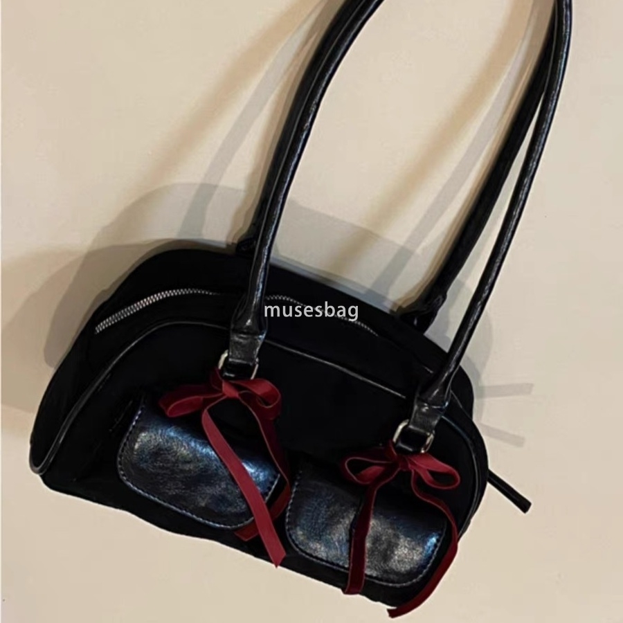 Underarm bag with niche design women's new European and American retro style large capacity tote bag versatile for office workers students party 