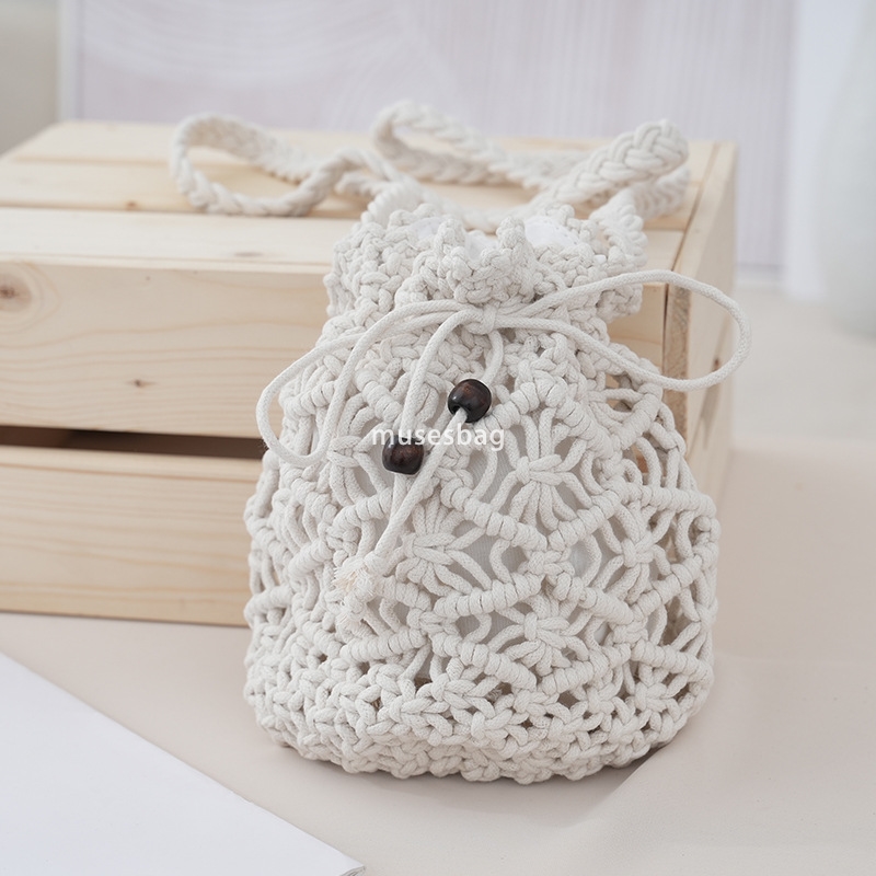 Fashion Women's Designer Handheld Fishing Net Beach Bag Holiday Style Solid Color Cotton Rope Woven Bag Closing Copper Coin Buckle Small Bag One 