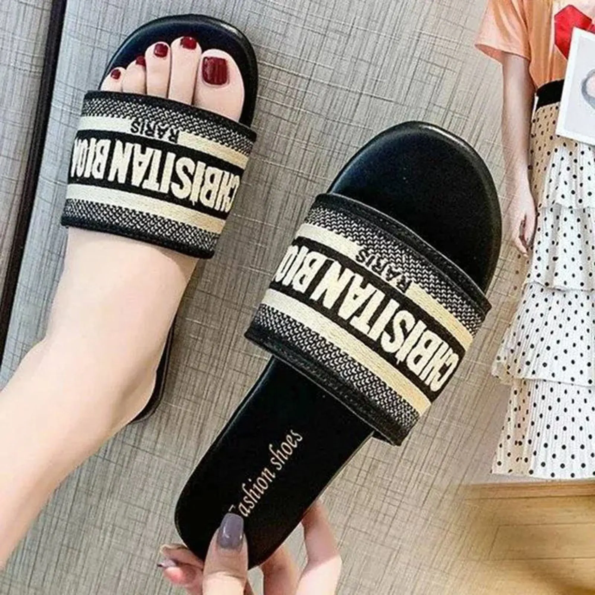 Designer Women Slides Embroidered Sandals Summer Travel Beach Striped Flat Slipper Ladies Flip Flops Mule Pattern Strap Sandal Slide 250506
