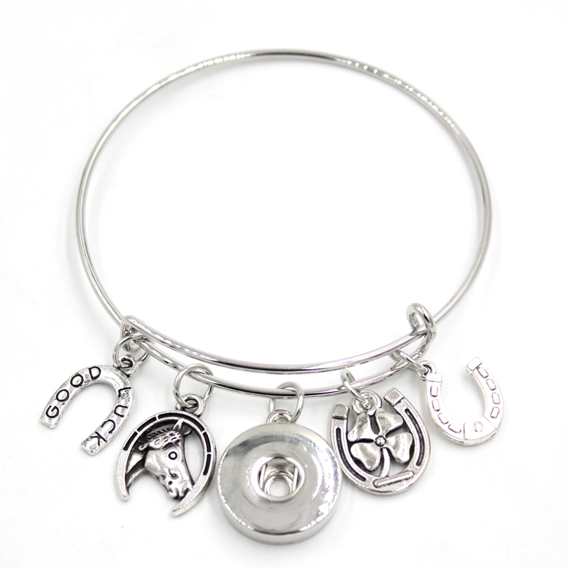 10pcs Western Cowboy Cowgirl Bracelets Wholesale Expandable Wire Bangle Equestrian Horse Horseshoe Bracelet 18mm Snap Jewelry