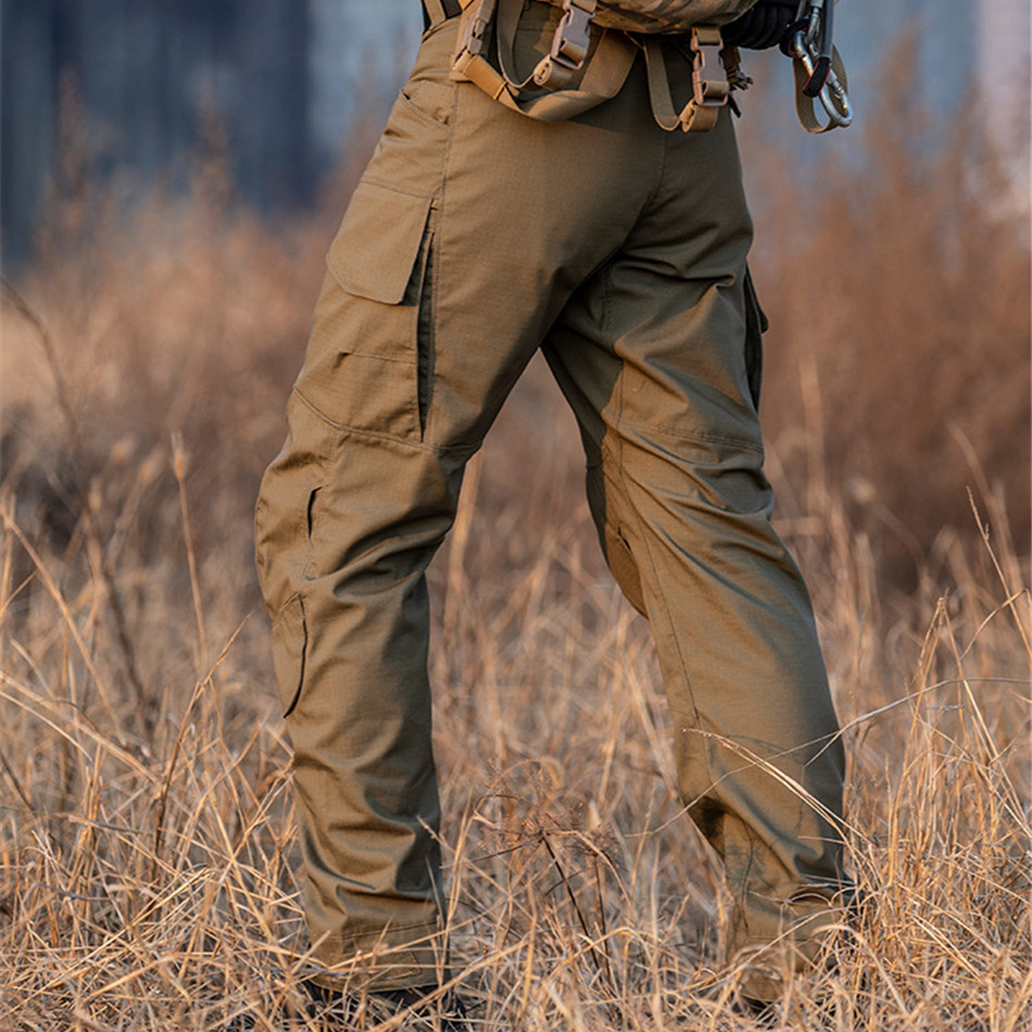 Outdoor Sports Tactical Pants Men's Water Repellent Scratch Wear-resistant Cargo Trousers Camouflage Hiking and Hunting Pants