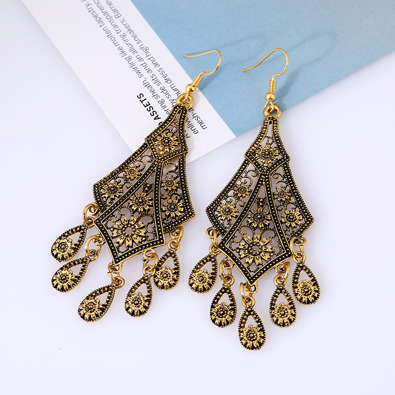 Vintage Ethnic Long Water Drop Tassel Earrings for Women Indian Gold Silver Color Hollow Flower Carved Dangle Earrings Jewelry