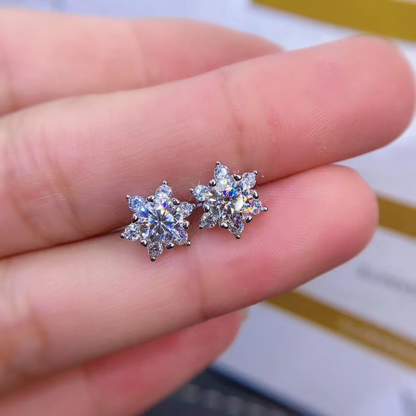 Six star style moisanite earrings attractive character women silver earrings 925 sterling silver shiny better than diamond gift