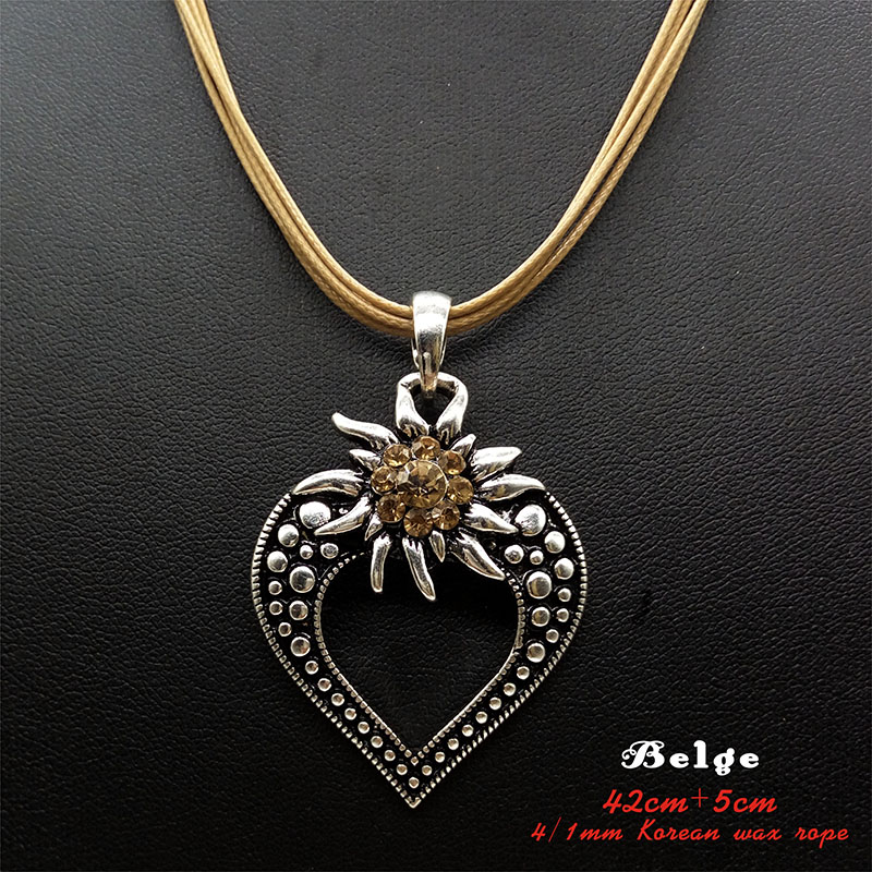 German Edelweiss Heart Necklace Pendant Oktoberfest Bavarian Vintage Dirndl Costume Alpine Jewelry New
