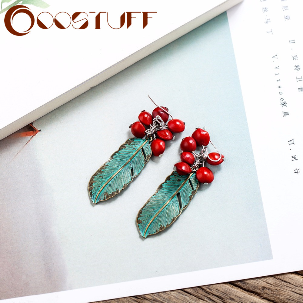 2023 Wholesale Beautiful Handmade Vintage for Women Earrings Green Feather Red Beans Pendientes brincos Jewelry Christmas Gift