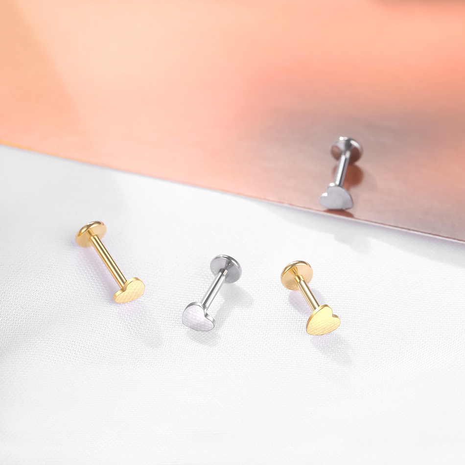 1pcs Titanium Heart Shape Stud Earring for Women Labret Piercing Lip Cartilage Helix Daith Piercings Body Jewelry