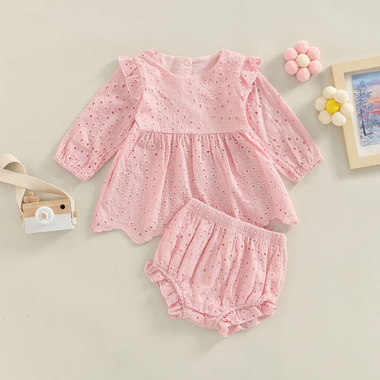 024M Toddler Baby Girl Clothes Set Solid Color Cutout Round Neck Long Sleeve Tshirt Tops and Elastic Casual Ruffle Shorts 240624