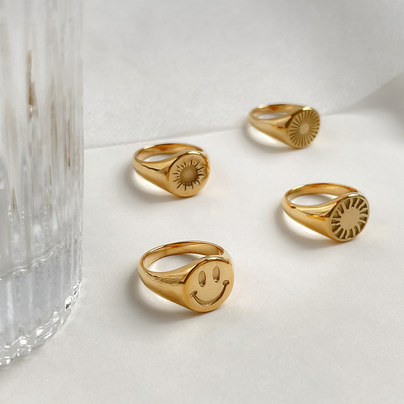 ZJ Street Style Texture Different Style Smile Face Signet Rings for Women Minimalist Statement Flower Sun Ring Everyday Jewelry