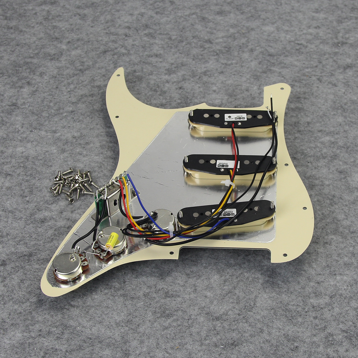 FLEOR Vintage Staggered Alnico 5 SSS Prewired Pickguard ST 11 Holes Loaded Guitar Pickguard
