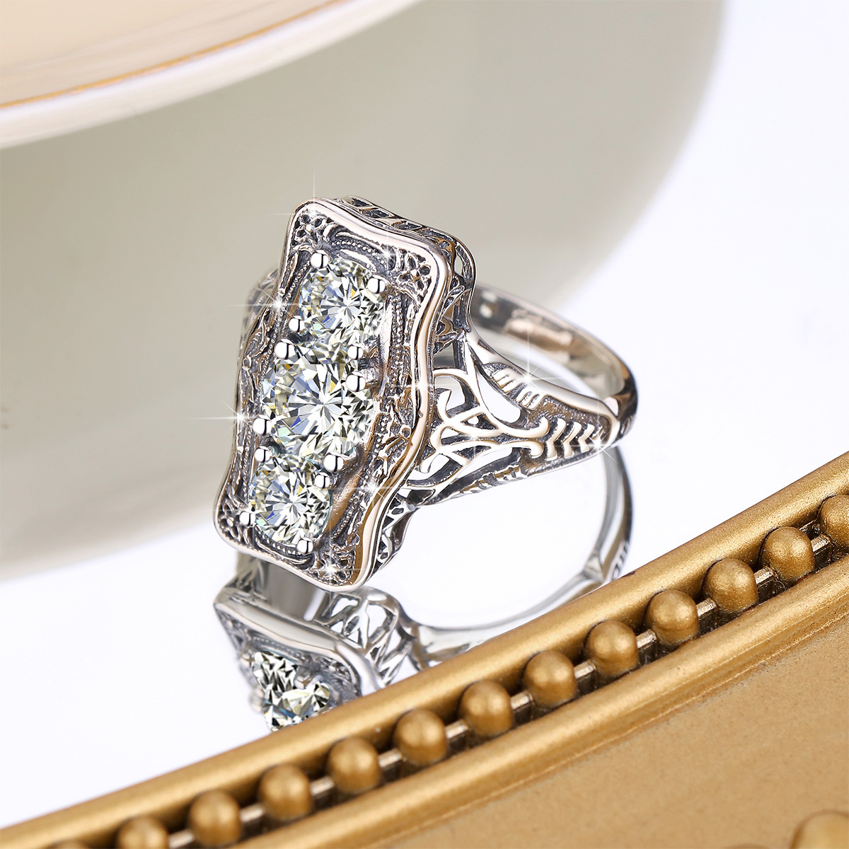 Szjinao Unique 3 Stone Moissanite Ring With Certficiate 100% Sterling Silver 925 Engagement Jewelry For Women Pass Diamond Test