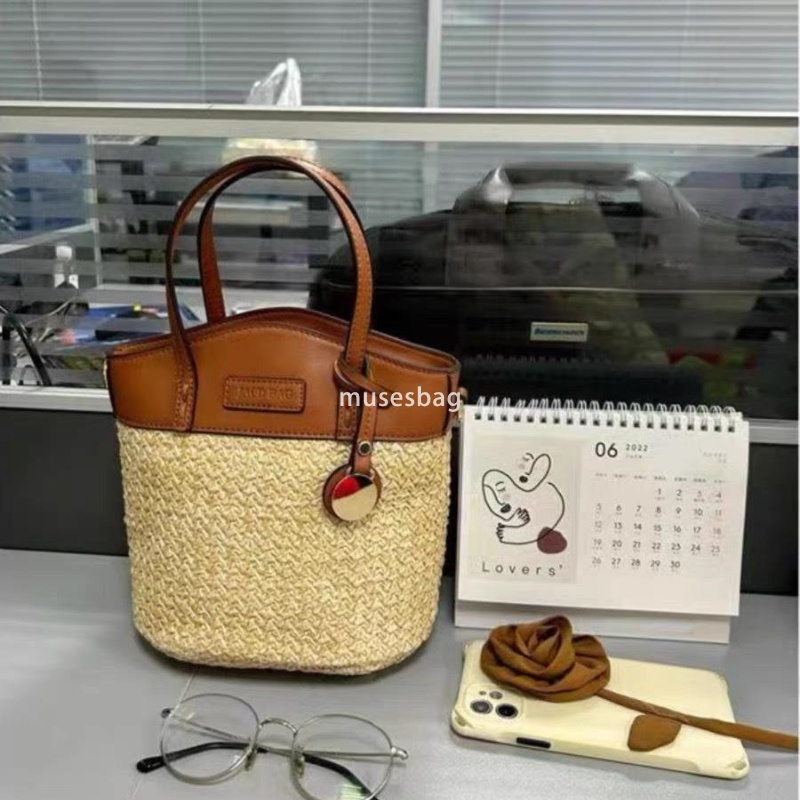 High quality women's fashionable and practical multi-functional grass woven beach bag splicing handbag niche design retro contrasting color bucke