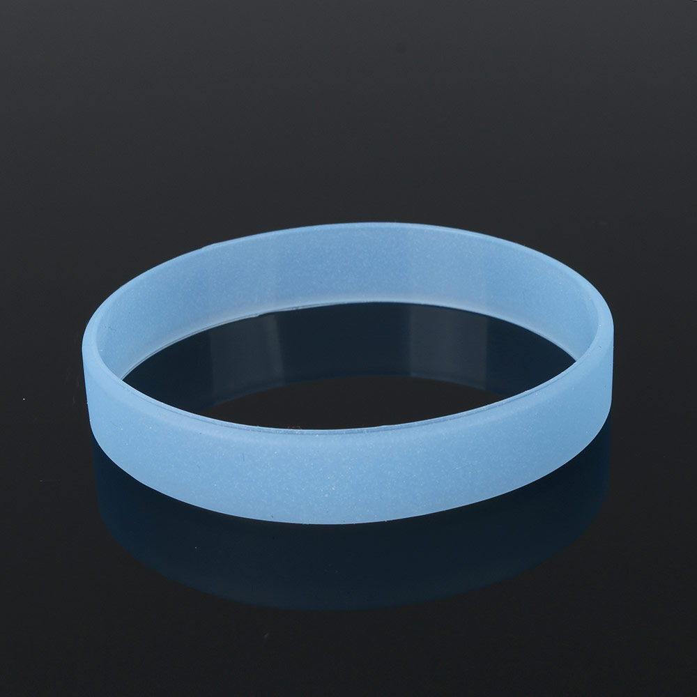 6 Colors Glow in the Luminous Elastic Rubber Silicone Bracelets Men Women Bangles Basketball Sports Wristbands Silicone Bracelet