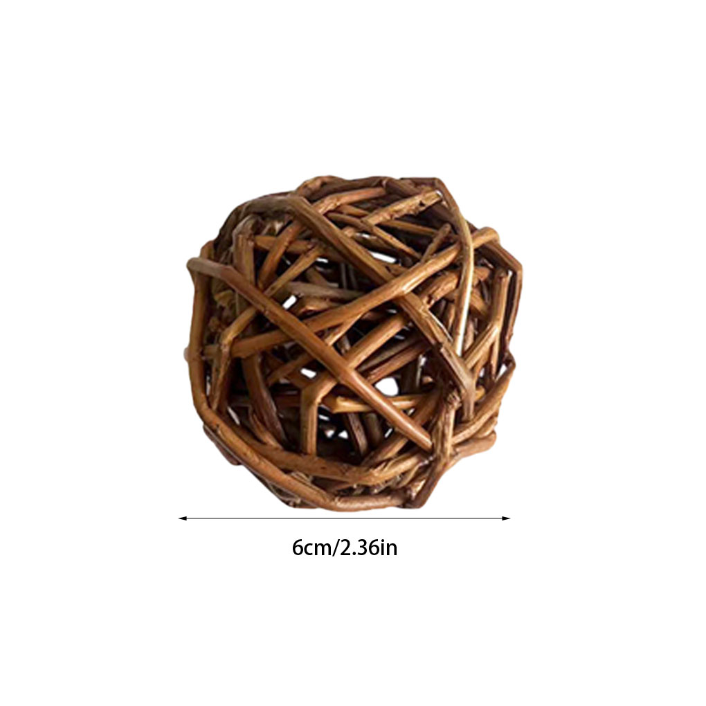 9pieces Guinea Pig Toy Natural Willow Branch Ball For Chewing And Entertainment Grind Teeth