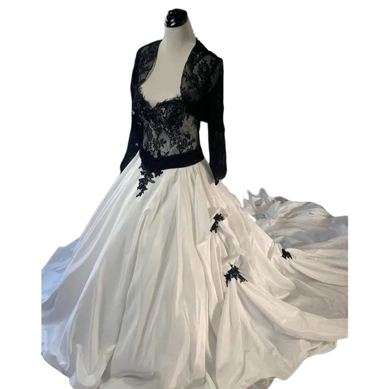Gothic Black And White Wedding Dresses With Lace Jacket Lace Appliques Top Ruched Vintage Bridal Gowns Chapel Train Corset A-Line Vestido De Novia Lon