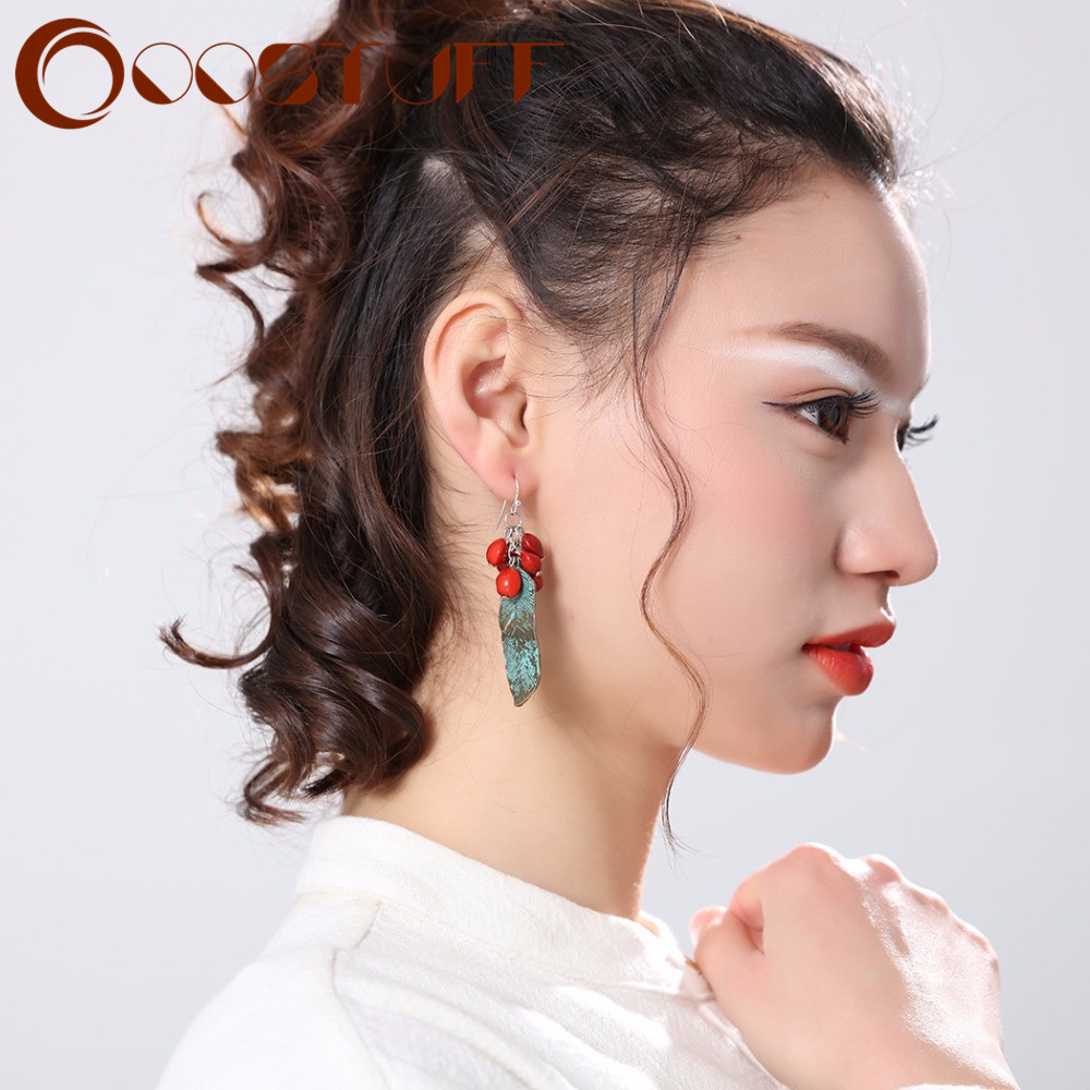 2023 Wholesale Beautiful Handmade Vintage for Women Earrings Green Feather Red Beans Pendientes brincos Jewelry Christmas Gift