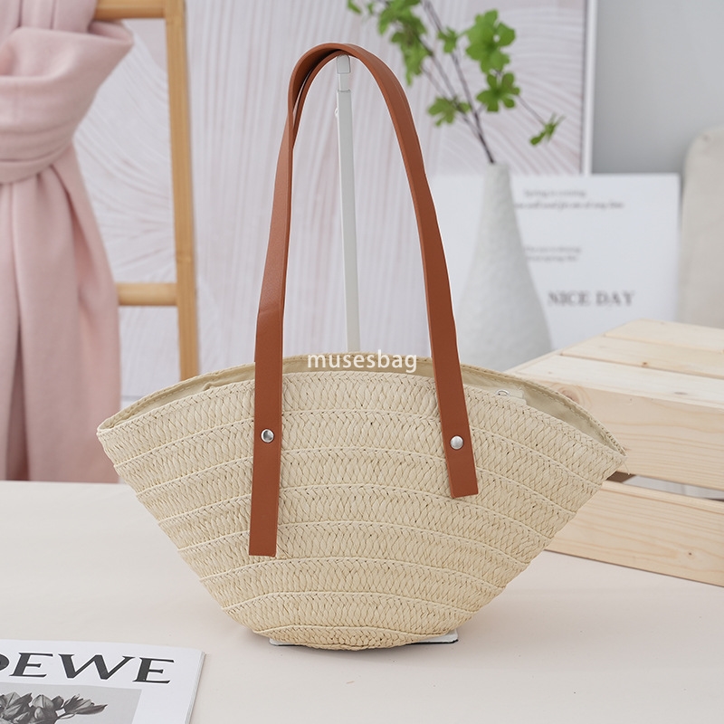 Fashionable women's high-quality and practical summer large capacity handbags seaside vacation beach bags wholesale woven bags large capacity sho