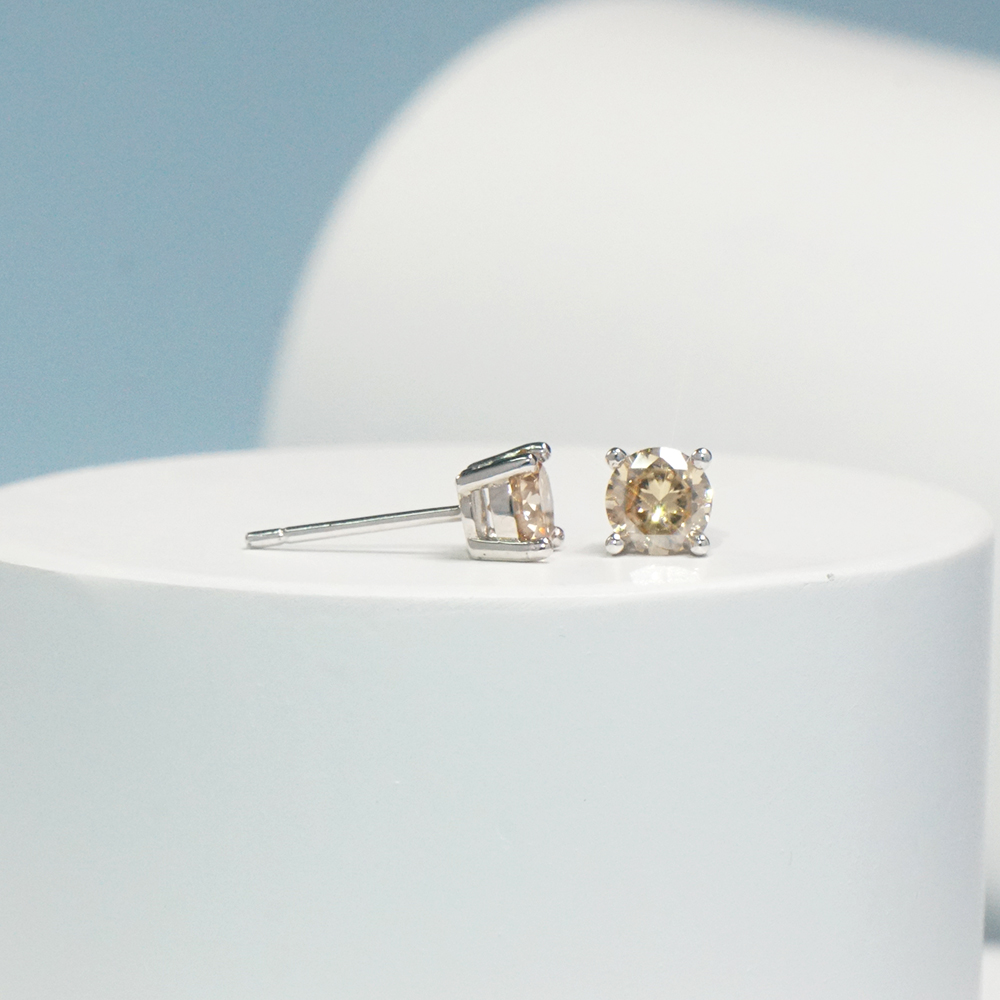 BOEYCJR 925 Classic 4 prongs Silver 0.5/1/2ct Champagne Moissanite VVS1 Fine Jewelry Diamond Stud Earring for Women Gift