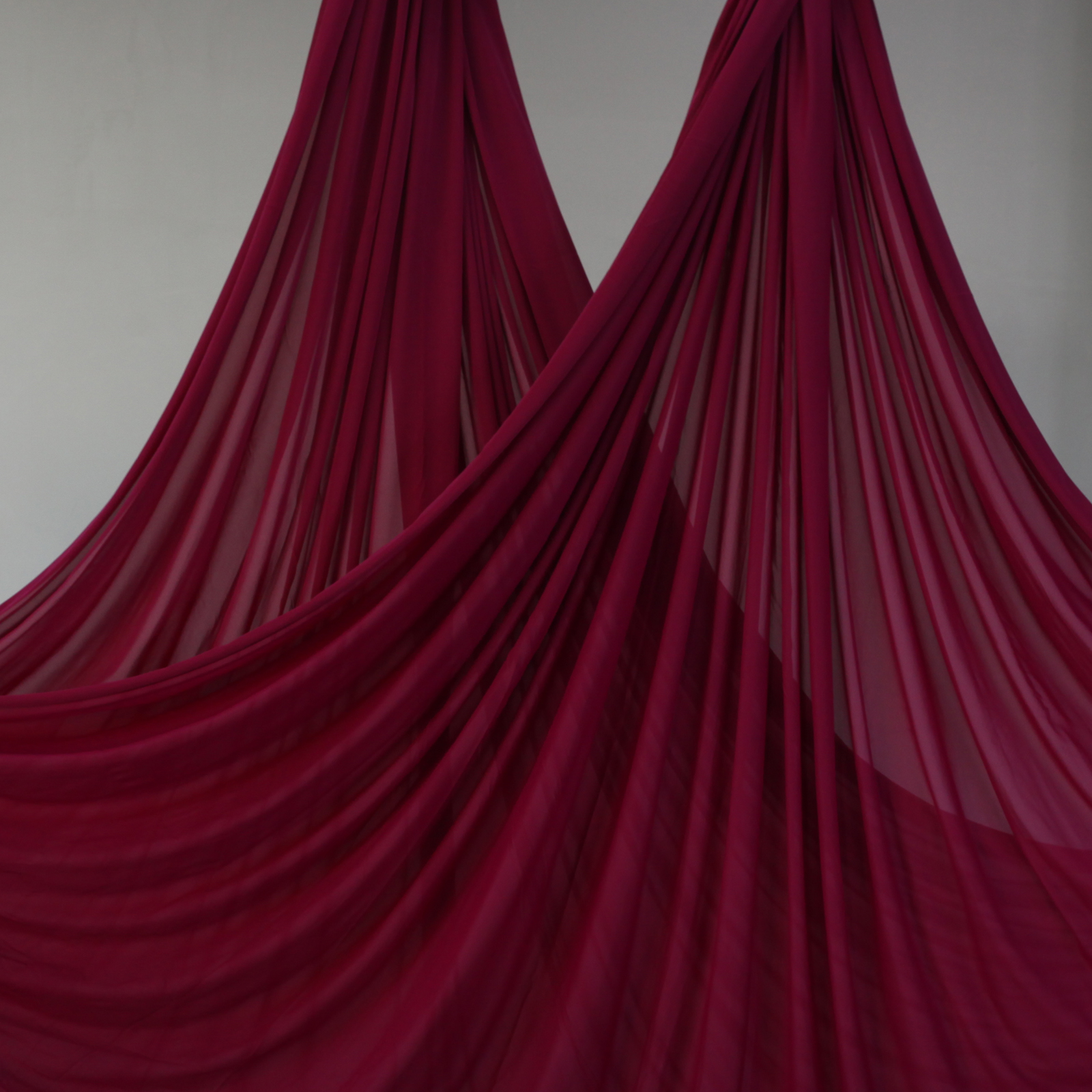 26m aerial silks fabric yoga aerial Flying Anti-gravity Yoga belts for yoga training Yoga for sport