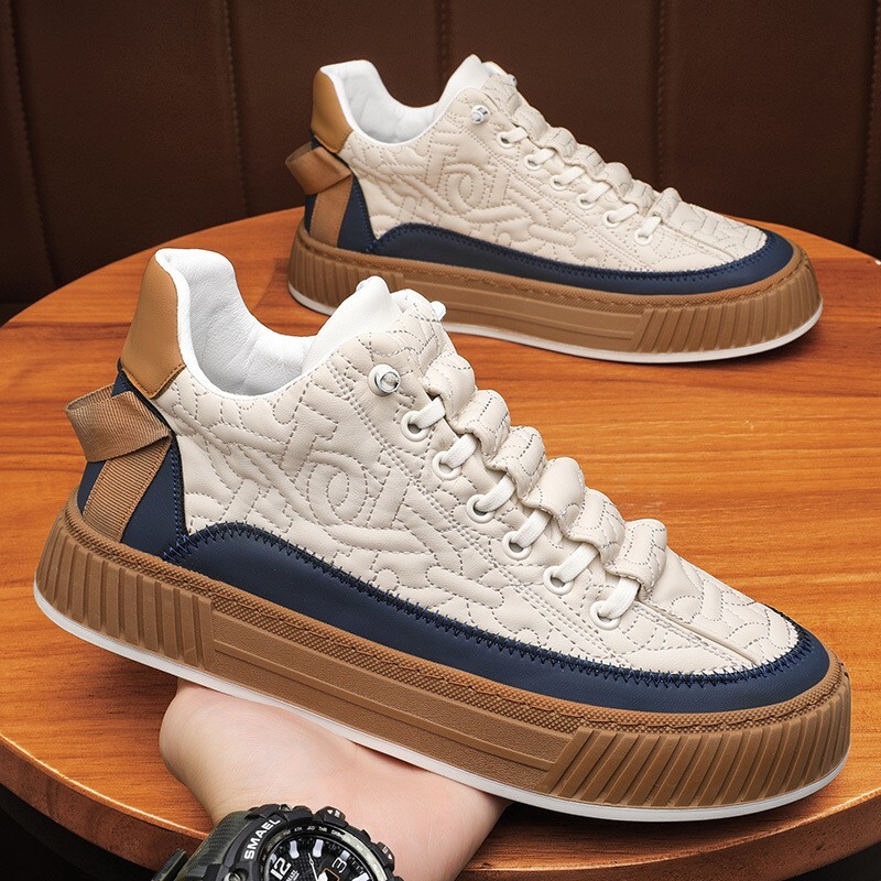 New fashionable breathable thick soled men's running white sports and leisure Men's board shoes