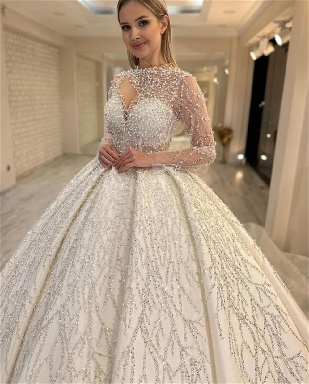 Dubai Arabic Wedding Dress High Neck Lace Beaded Sequins Long Illusion Sleeves Church Bride Gowns Vestido De Noiva Customed