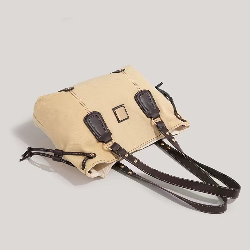 Instagram Korean version with niche design large capacity canvas tote bag, new high-end feeling niche casual cool one shoulder crossbody bag