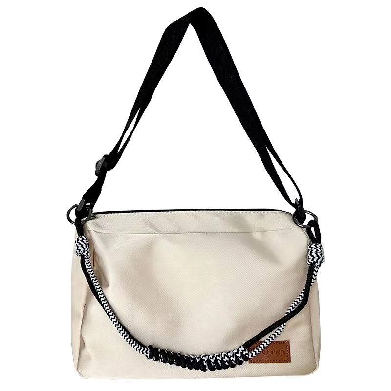 Niche Design Instagram Style Retro Trendy Street Shooting Minimalist Large Capacity Oblique Straddle Bag for Women's Leisure Design Neutral One S