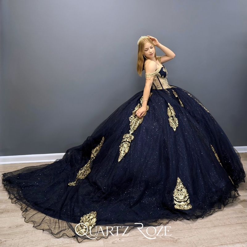 Navy Blue Shinby Ball Gown Quinceanera Dress With Cape Sequined Gold Appliques Lace Beads Crystal Tull Vestidos De 15 Anos