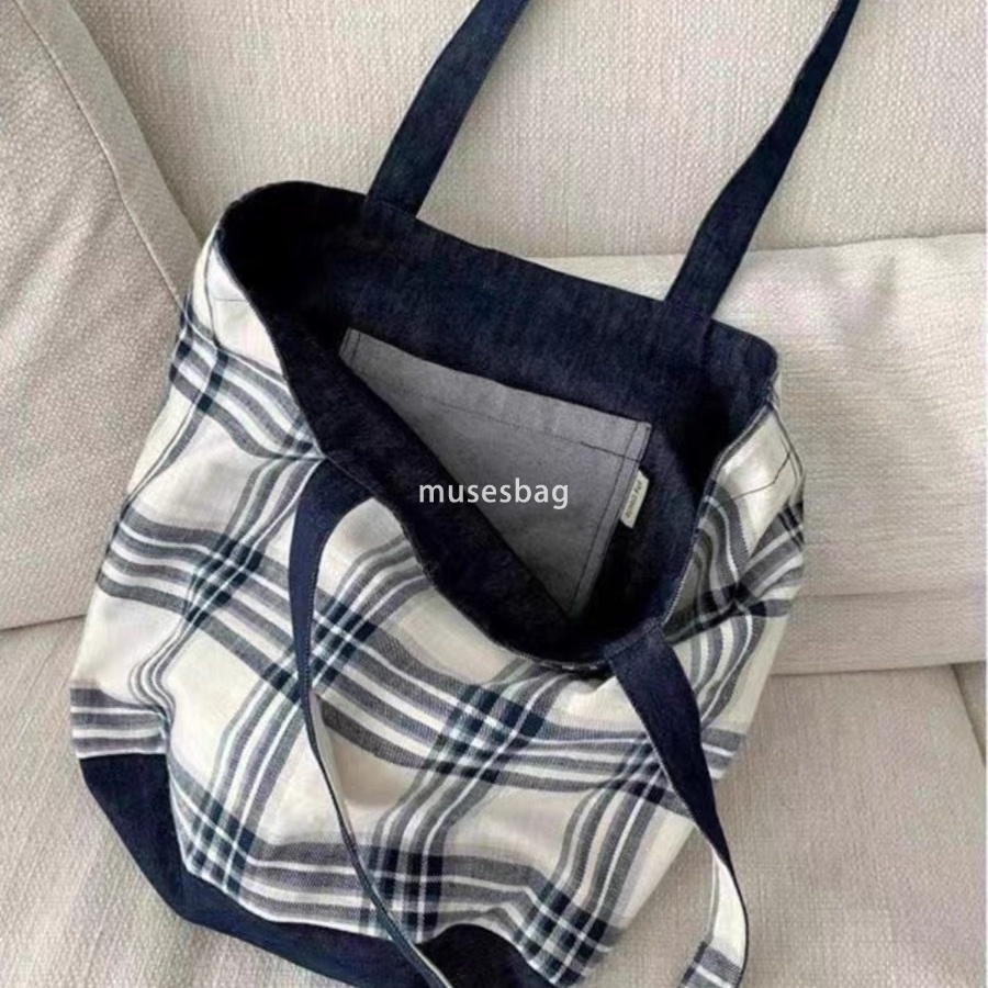 A niche design Korean trendy new denim plaid patchwork double-sided tote shoulder bag with minimalist ins versatile large capacity handbag