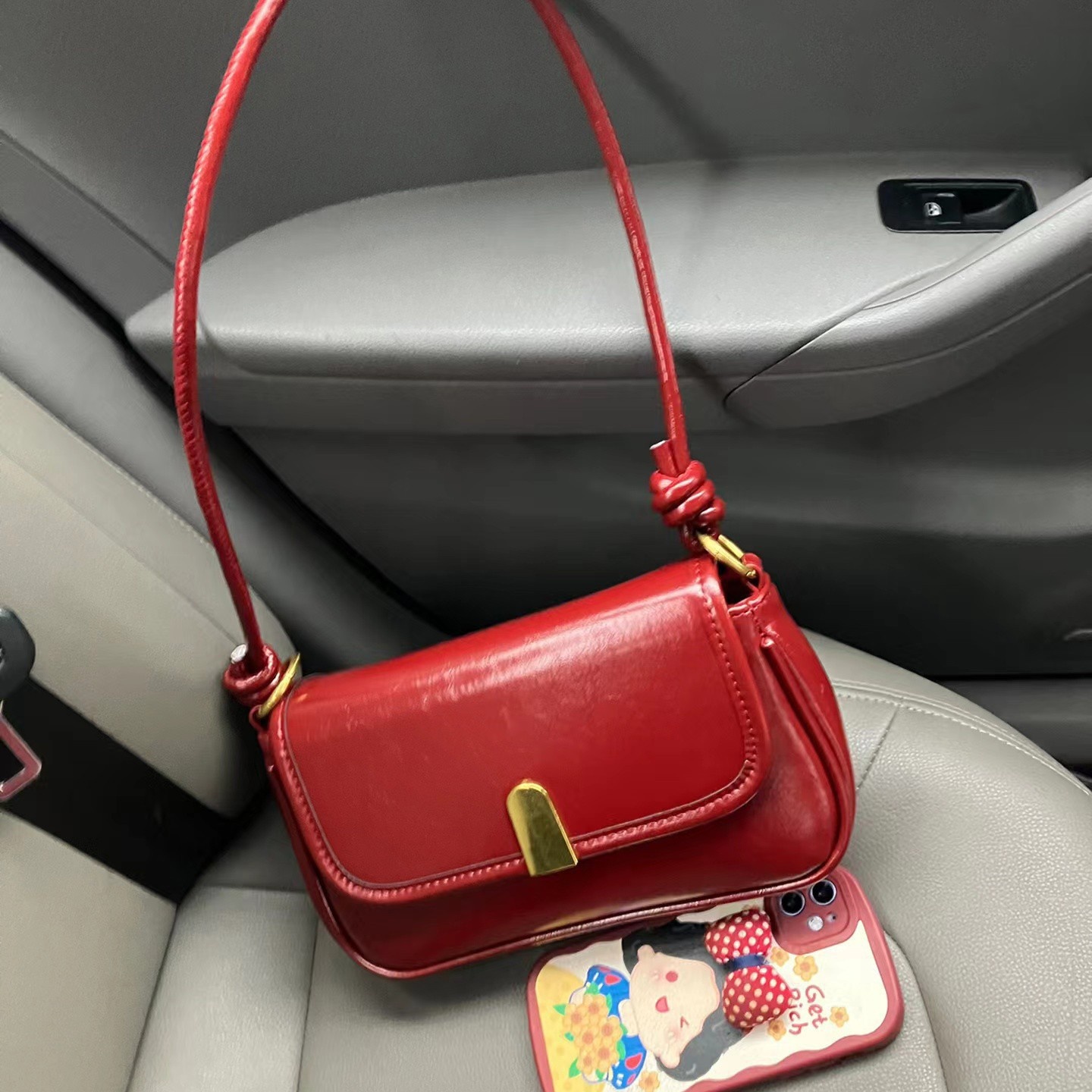 Niche Design Instagram Retro Underarm Bag Women's New Korean Versatile Instagram Shoulder Bag High Quality Texture Handheld Wedding Bag