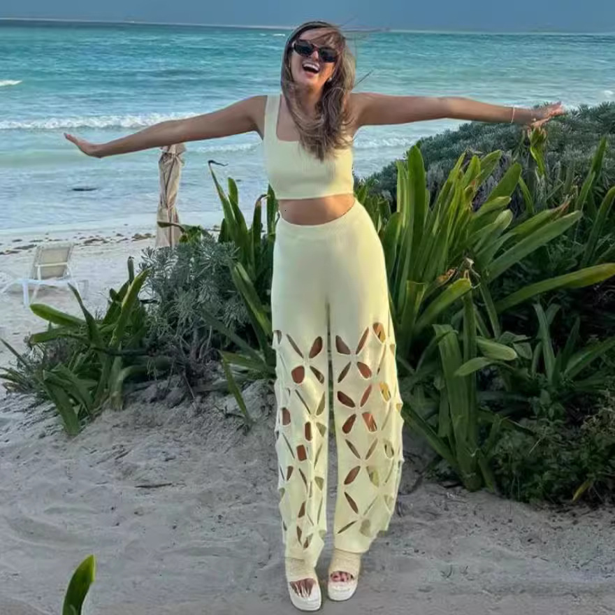 2024 Knitted Short Spring and Autumn Bra and camisole vest with exposed navel top and wispy long pants set 240426
