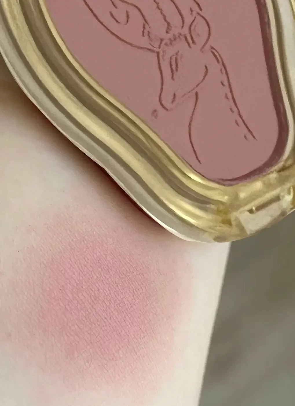 Face Blusher Matte Natural Cheek Tint Brighten Face Waterproof Face Con Cosmetics Blush Powder Soft Female Makeup 1pcs 240624