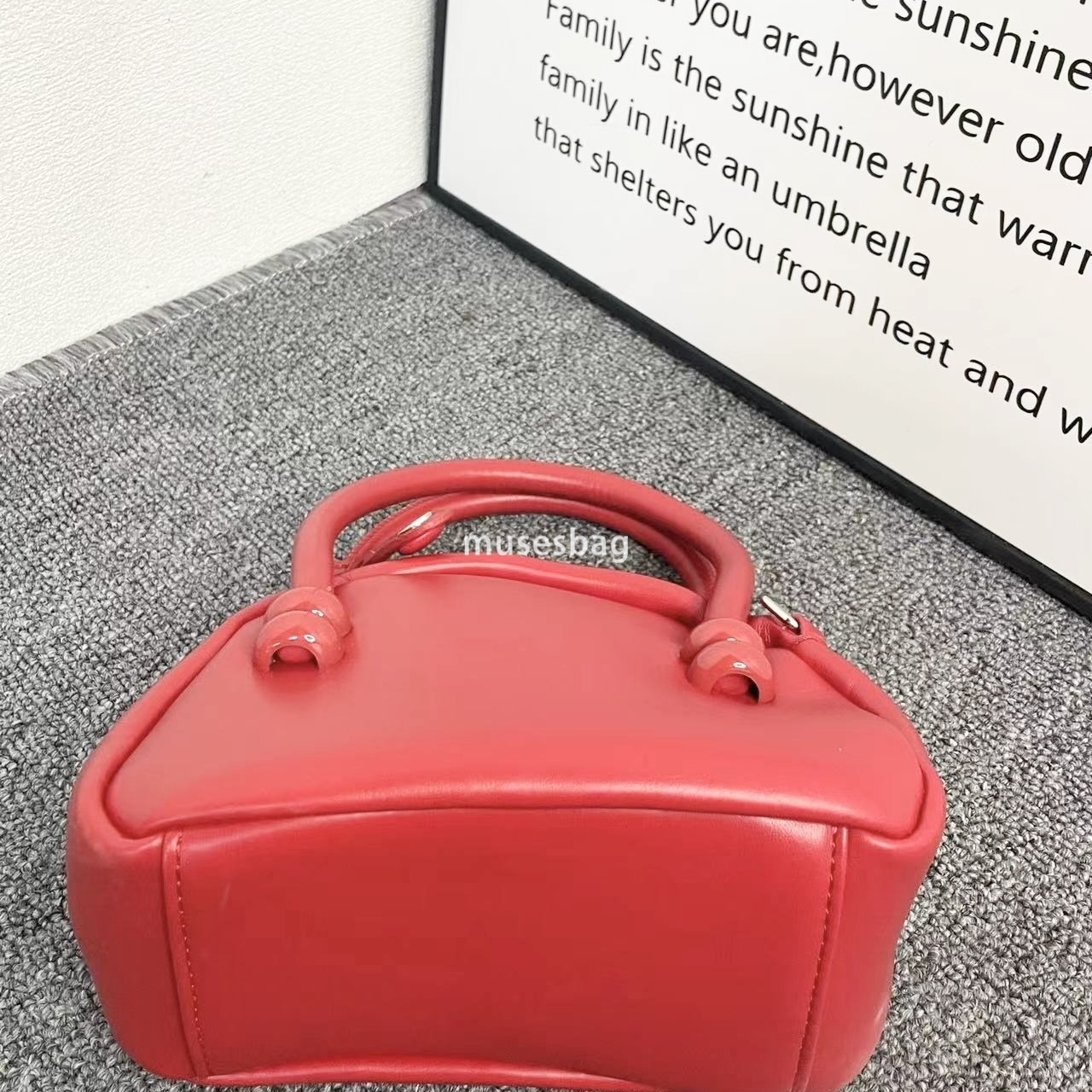 High quality street trend niche design Boston handbag women's new high-end commuting handbag casual crossbody bag women's