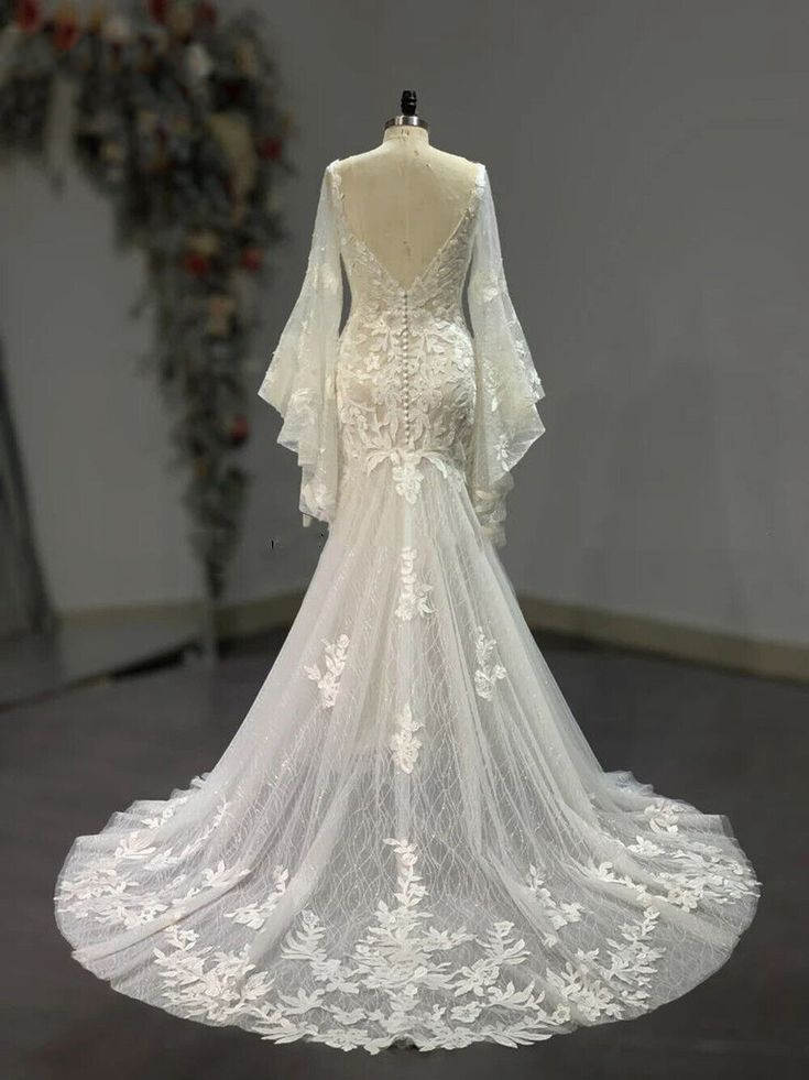 Vintage Lace Mermaid Wedding Dresses Bell Long Sleeves V-Neck Backless Boho Beach Bridal Gowns sy Ivory Vestidos De Novia
