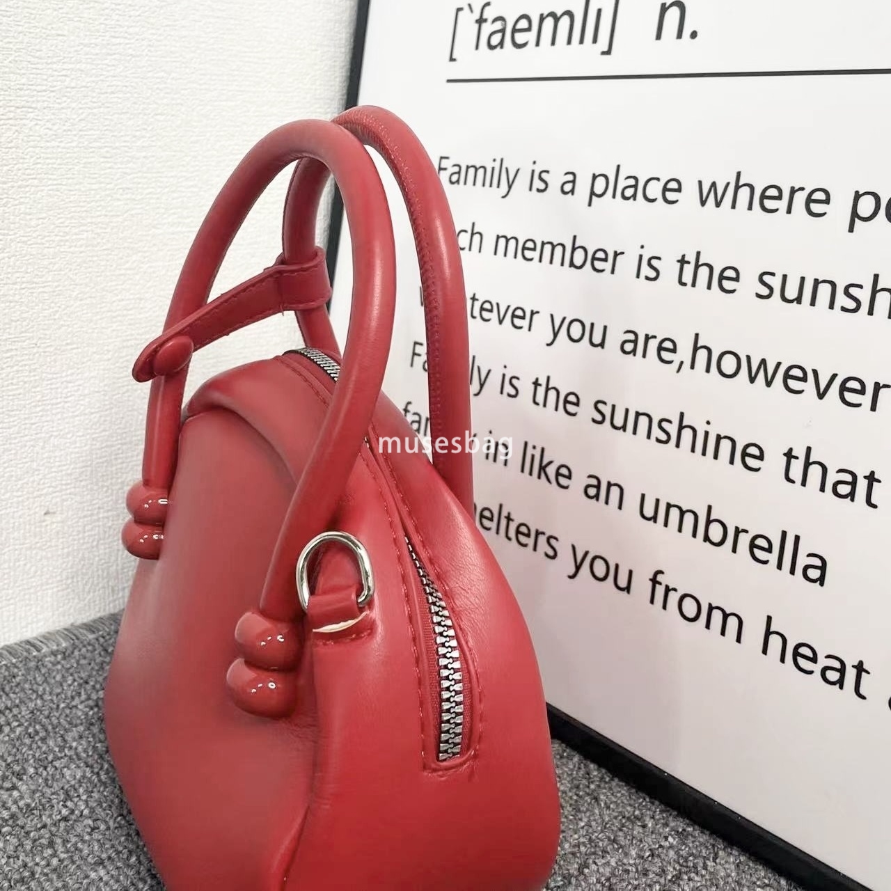 High quality street trend niche design Boston handbag women's new high-end commuting handbag casual crossbody bag women's